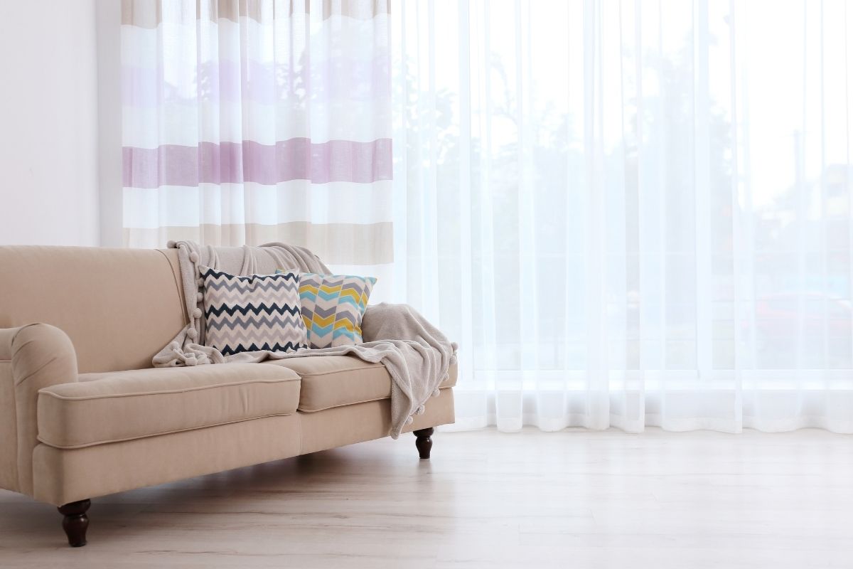 How To Choose Curtains For Living Room