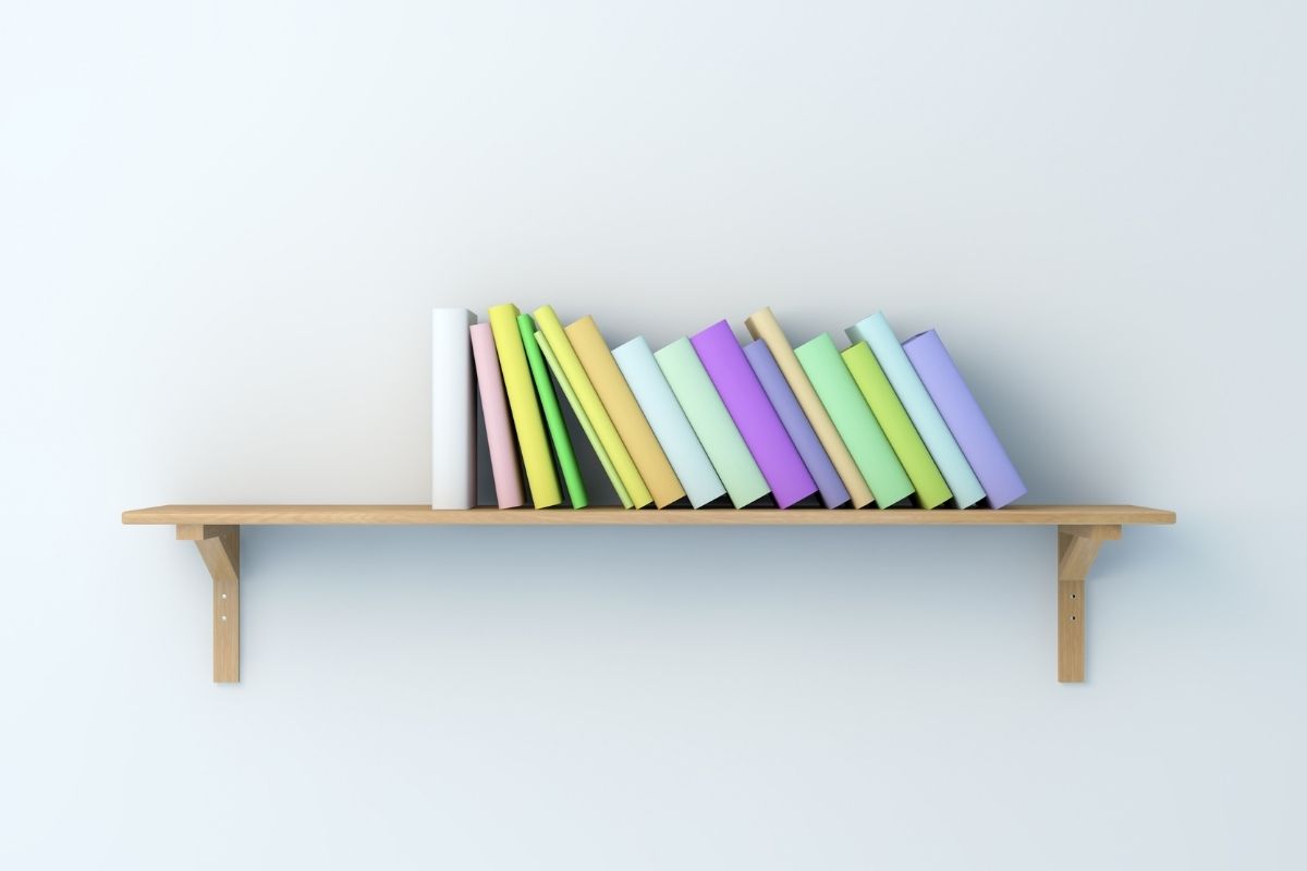 How To Decorate A Bookshelf