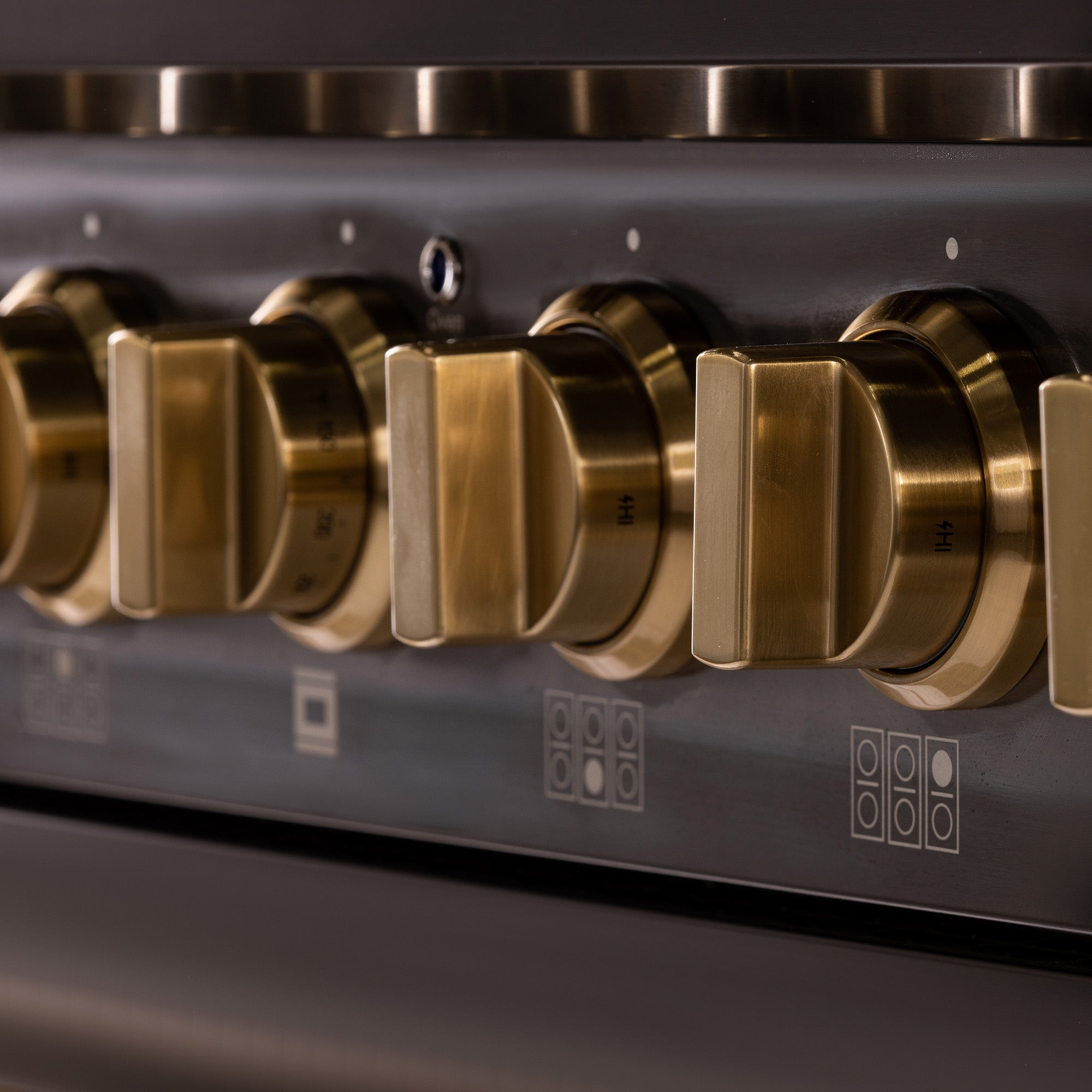 Kucht Gemstone 36-in 6 burners 5.2-cu ft Convection Oven Freestanding Gas Range